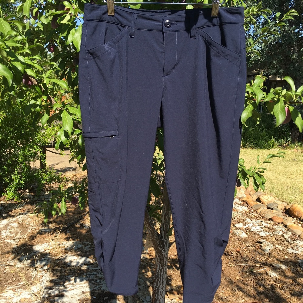Navy Blue Eddies Bauer Hiking Capris